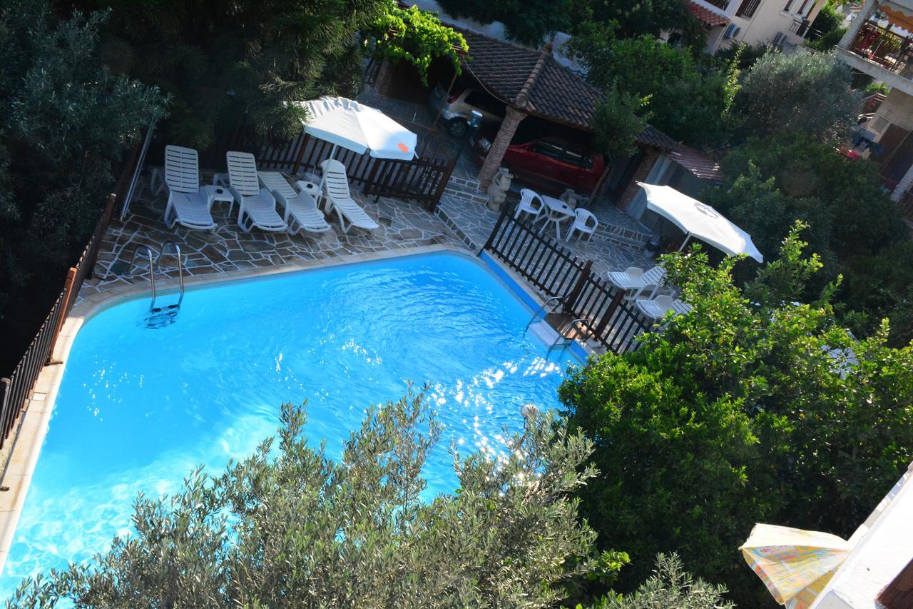Voula Apartments Agia Marina  Extérieur photo