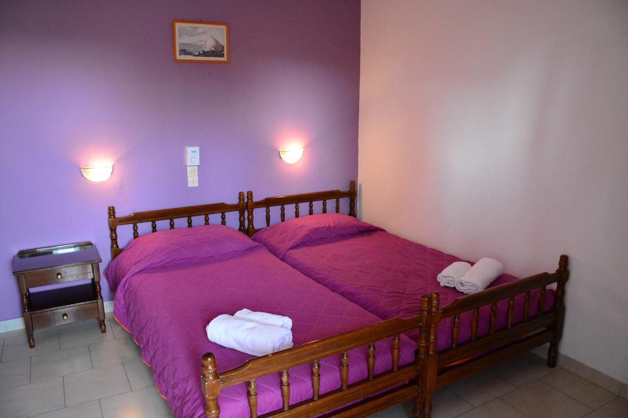Voula Apartments Agia Marina  Extérieur photo